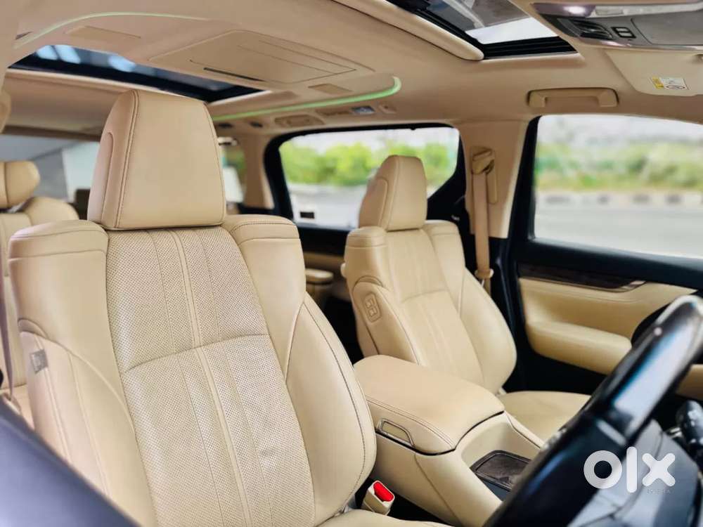 Toyota Vellfire 2.5 Hybrid, 2021, Petrol