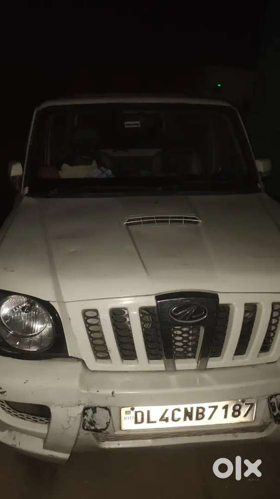 Eicher Polaris Multix 2012 Diesel 15000 Km Driven