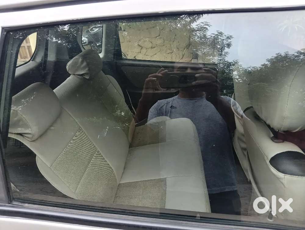 Maruti Suzuki Zen Estilo 1.0 Lxi 2010