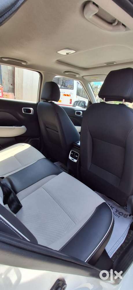 Hyundai Venue 1.0 Sx (o) Turbo Dct, 2022, Petrol