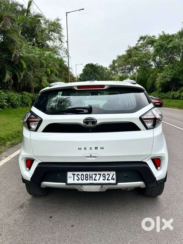 Tata Nexon 1.2 Revotron Xza Plus, 2022, Petrol