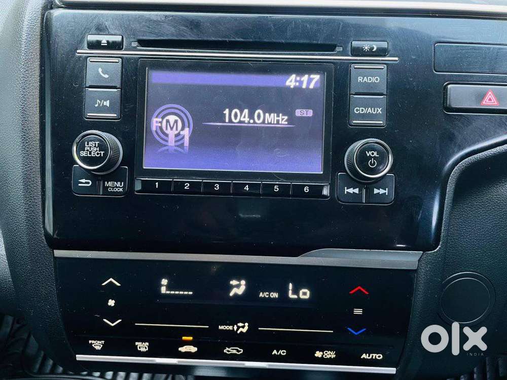 Honda Jazz V Cvt, 2017, Petrol