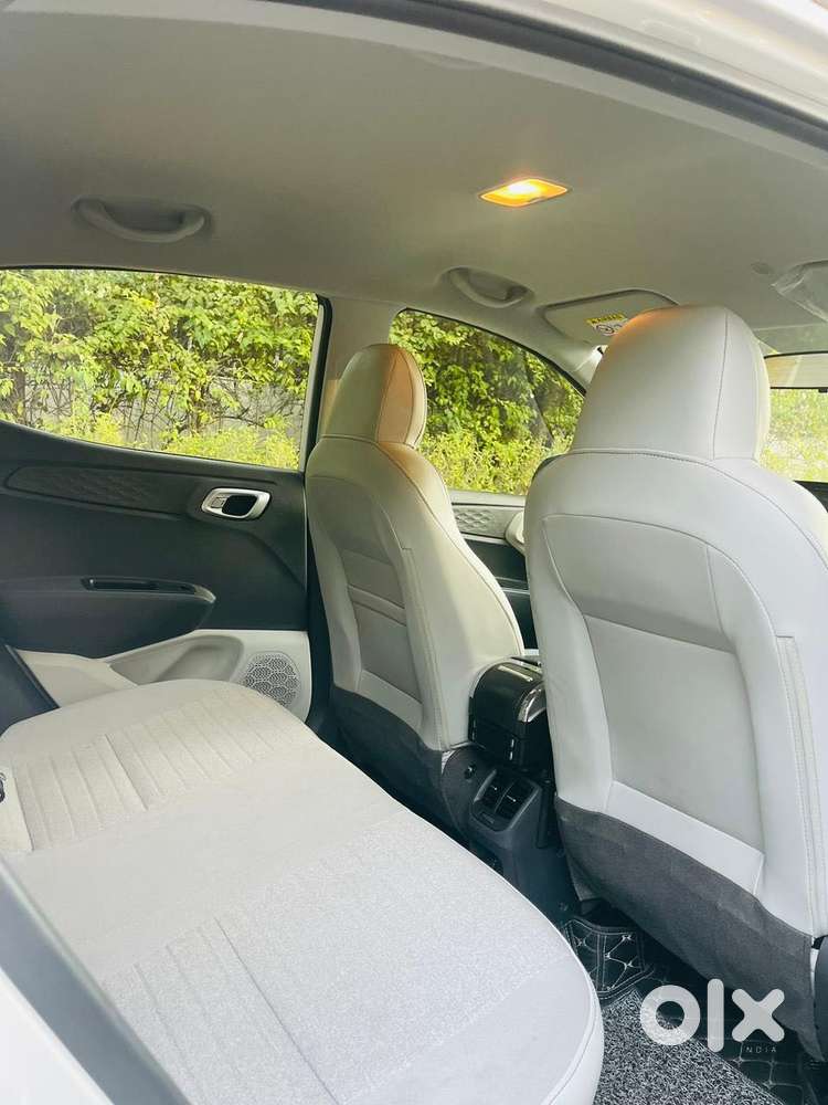 Hyundai Grand I10 Nios Amt Sportz, 2023, Petrol