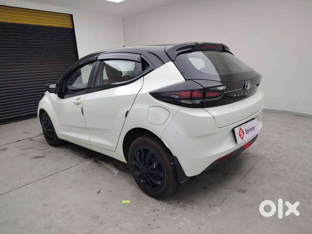 Tata Altroz 1.2 Xm Plus, 2023, Petrol