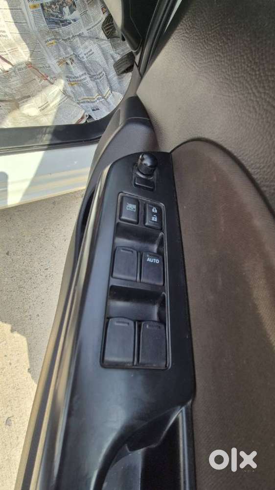 Maruti Suzuki Swift 1.2 Vxi (o), 2017, Petrol