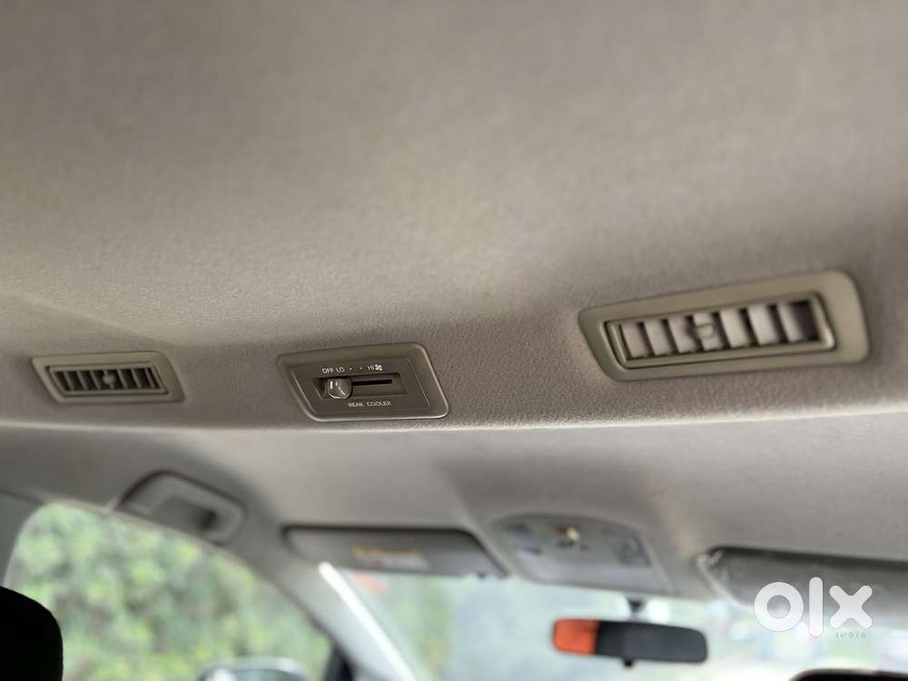 Toyota Innova Crysta [2020-ongoing] 2.4 Gx 7 Str, 2021, Diesel