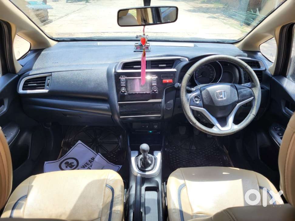 Honda Jazz V Mt Privilege, 2015, Petrol