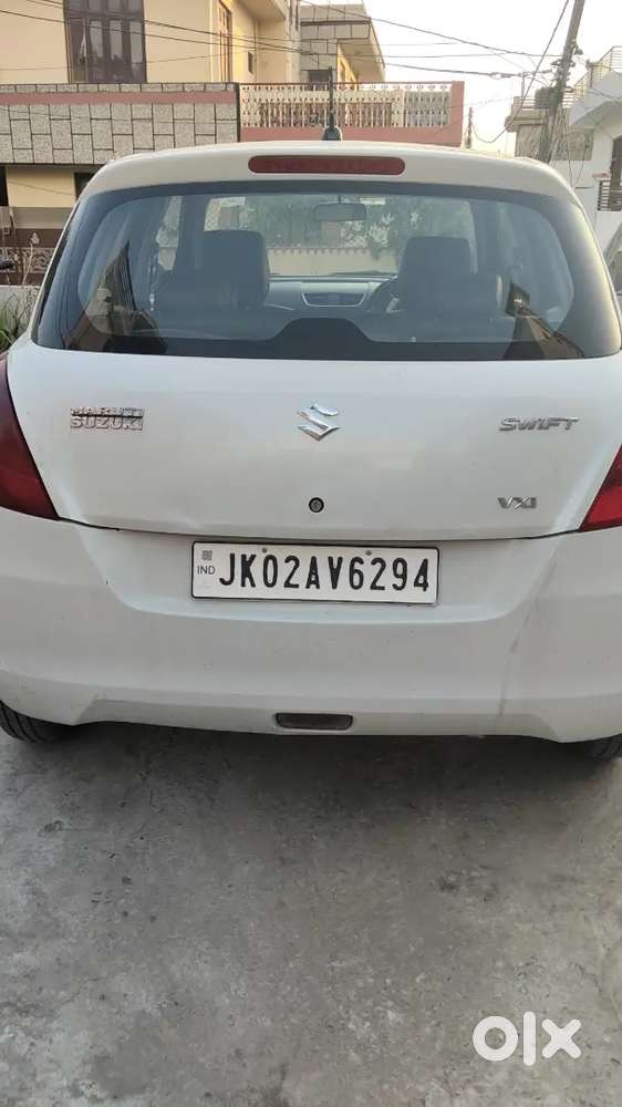 Maruti Suzuki Swift 2012