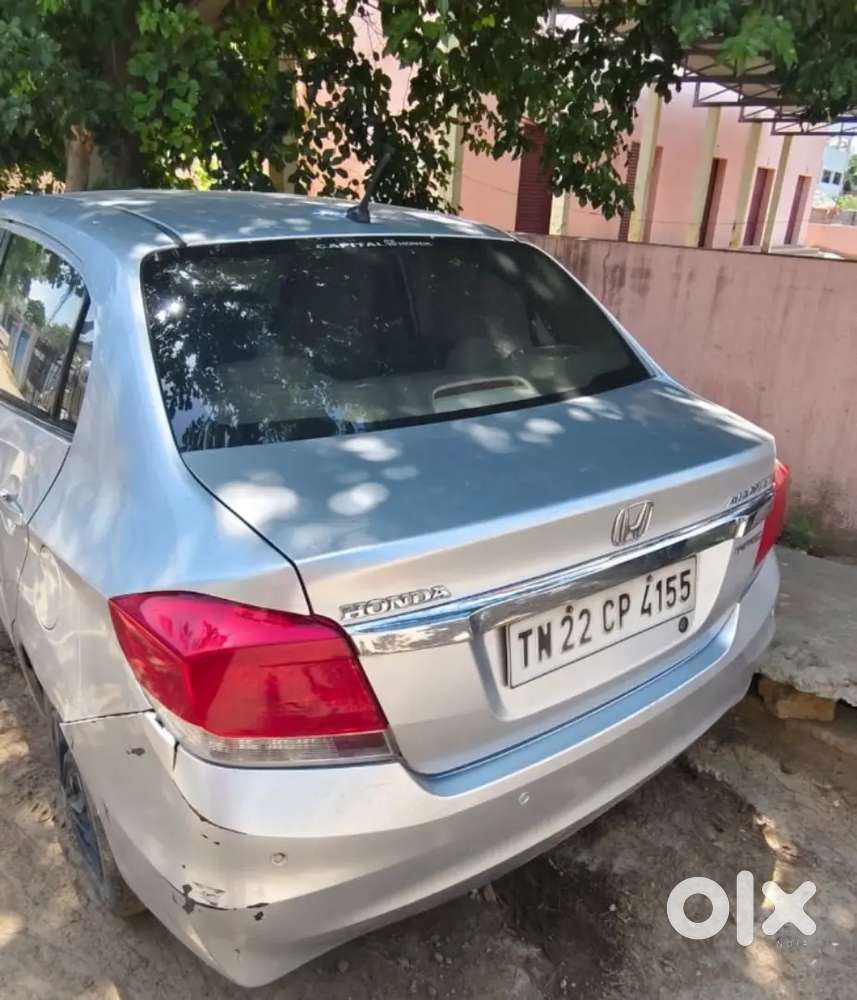 Honda Amaze 2nd Gen 2014 Petrol 65000 Km Driven