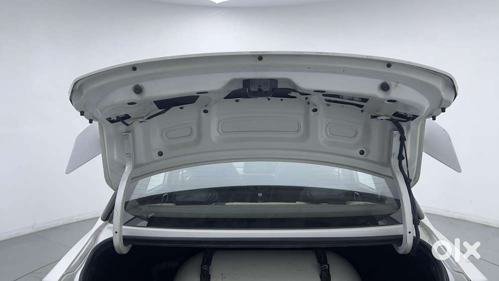 Hyundai Aura 1.2 Sx Cng, 2023, Cng & Hybrids