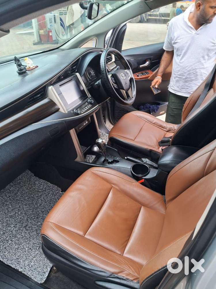 Toyota Innova Crysta 2.8 Z, 2016, Diesel