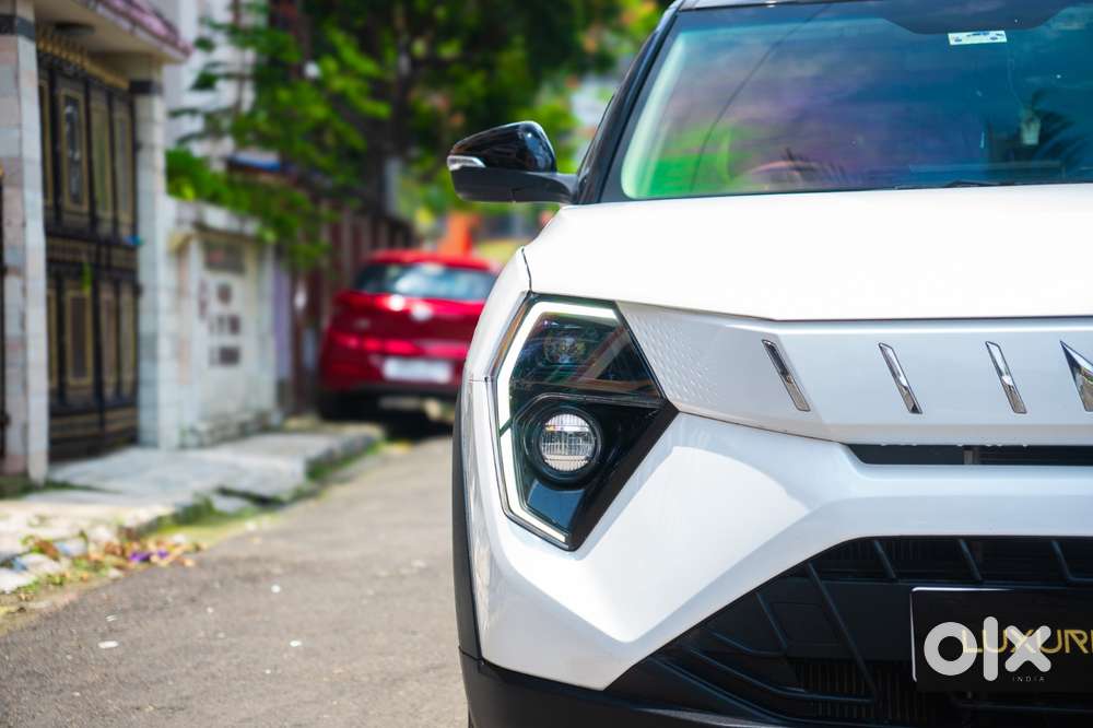 Mahindra Xuv 3xo Ax7l Petrol Mt, 2025, Petrol