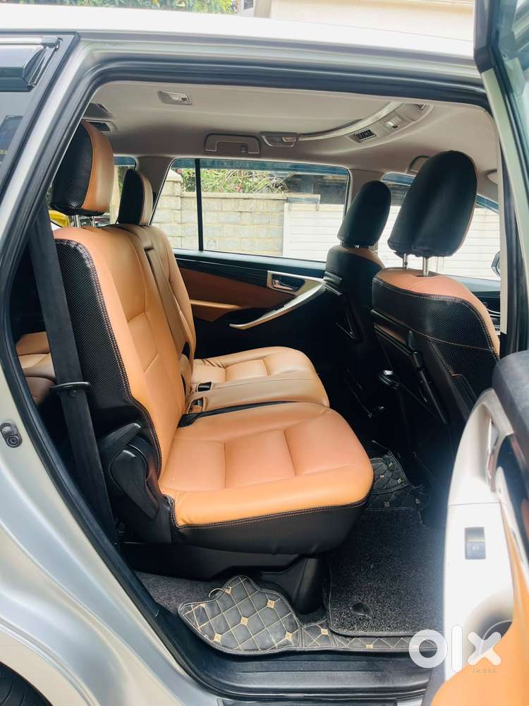 Toyota Innova Crysta 2.4 Vx Mt 8s, 2016, Diesel