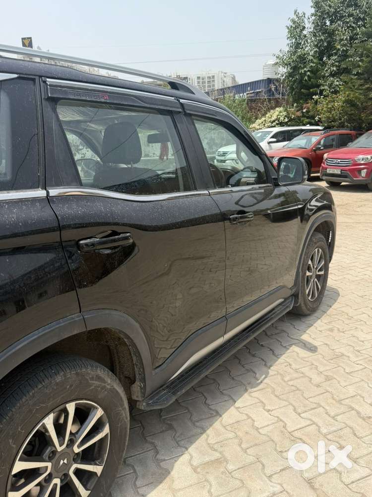 Mahindra Scorpio N Z8 Select Diesel 2025