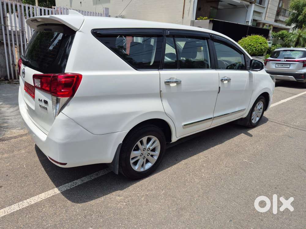 Toyota Innova Crysta 2.4 Zx Mt, 2018, Diesel