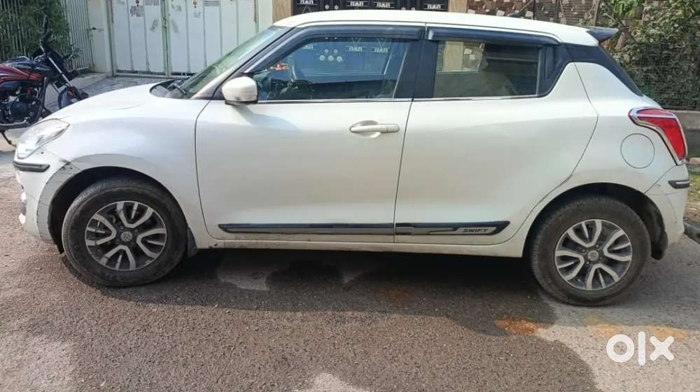 Maruti Suzuki Swift 2021 Petrol 72000 Km Driven