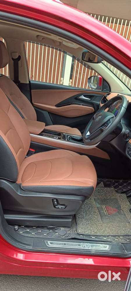 Mg Hector Plus Sharp Pro 1.5 Turbo Petrol Cvt 7 Str, 2024, Petrol
