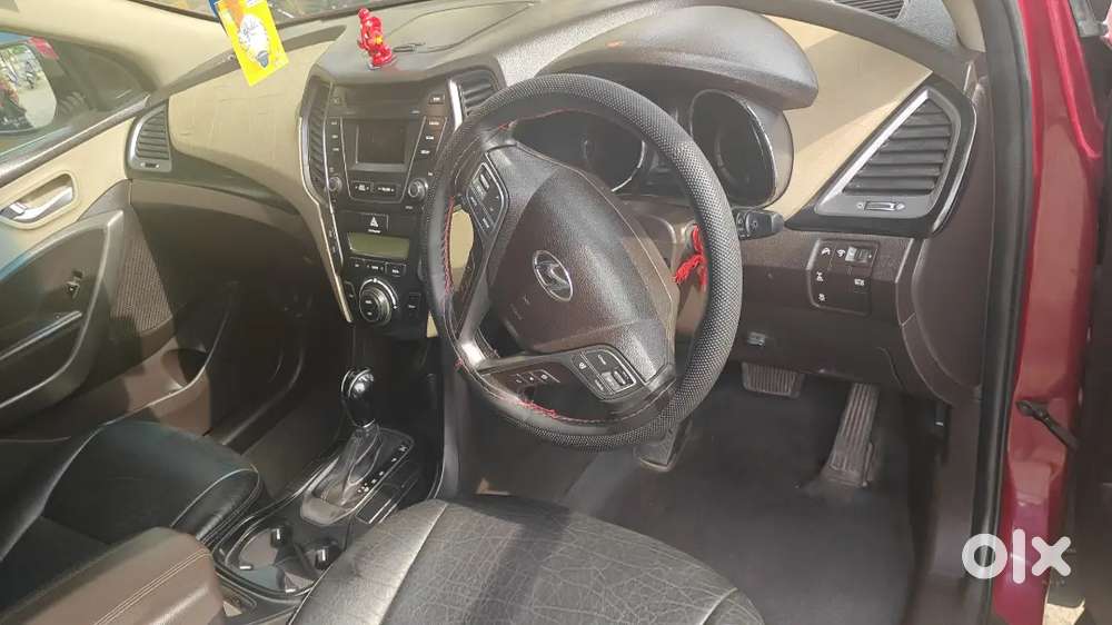 Hyundai New Santa Fe 2014 Diesel 142000 Km Driven