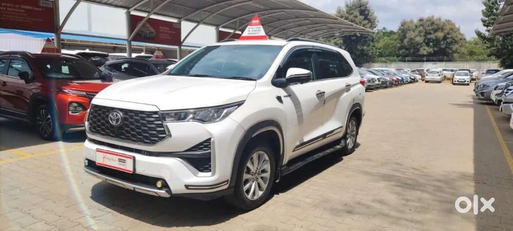 Toyota Innova Hycross 2.0 Vx Hybrid 7 Str, 2025, Petrol