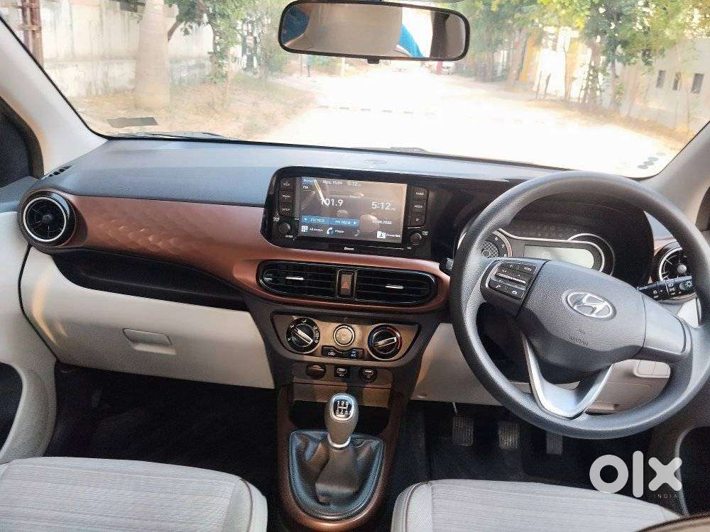 Hyundai Aura Sx (o) Manual, 2021, Petrol