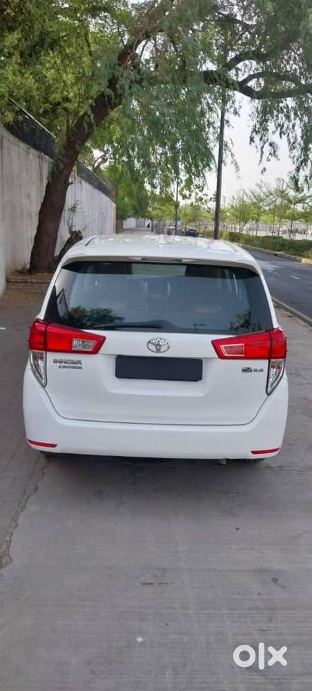 Toyota Innova Crysta 2.8 Z, 2018, Diesel
