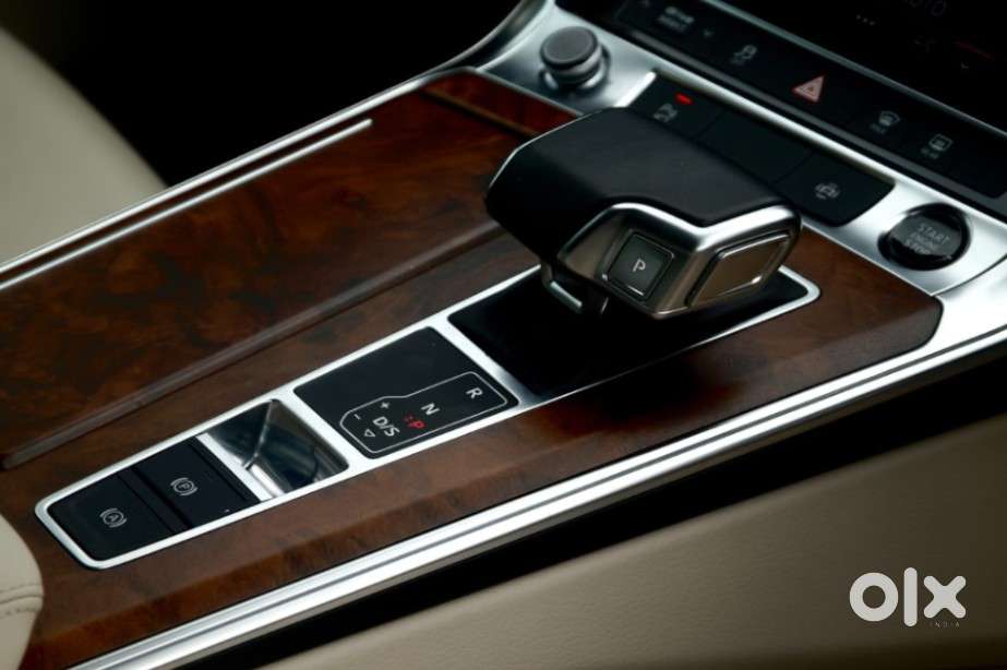 Audi A6 Technology 45 Tfsi W/o Matrix, 2023, Petrol