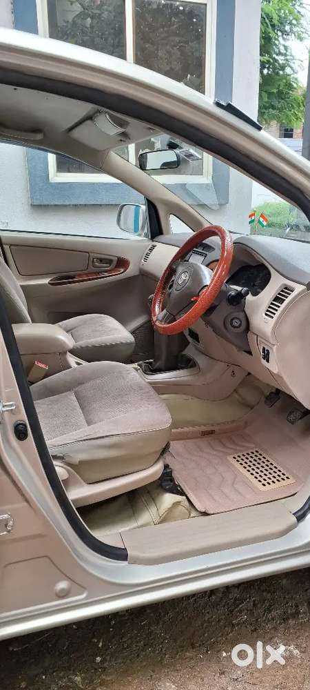 Toyota Innova 2007 Diesel 80000 Km Driven