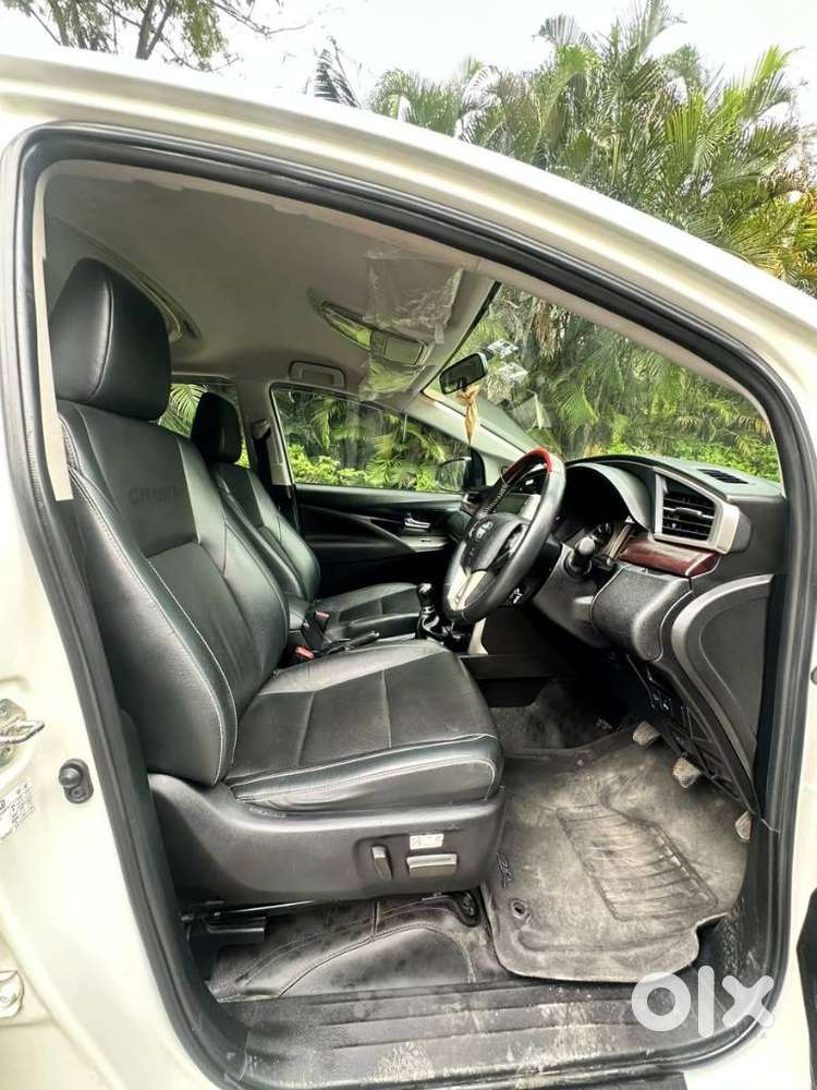 Toyota Innova Crysta 2.8 Z, 2022, Diesel