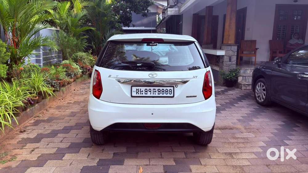 Tata Bolt Xe 2015 Petrol  Good Condition  80k Km