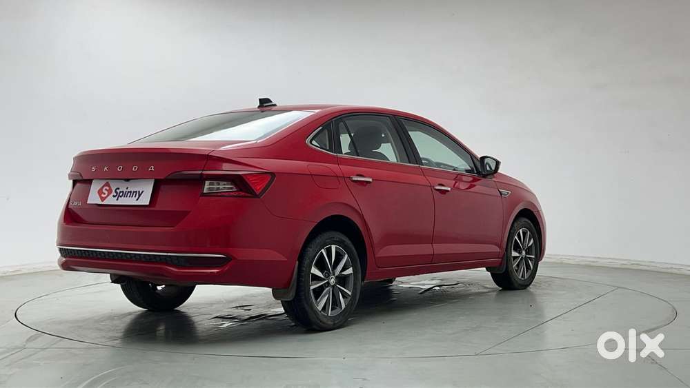 Skoda Slavia Style 1.0l Tsi At, 2022, Petrol