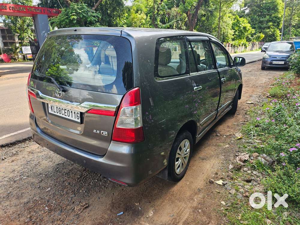 Toyota Innova 2.5 Gx 7 Seater Bs Iv, 2014, Diesel