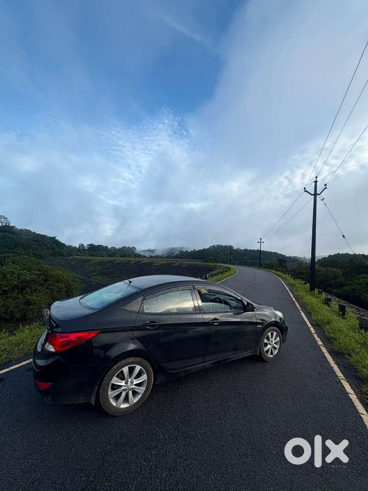 Hyundai Fluidic Verna Manual 2012