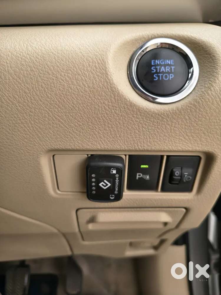 Toyota Yaris 2019 Cng & Hybrids 14000 Km Driven