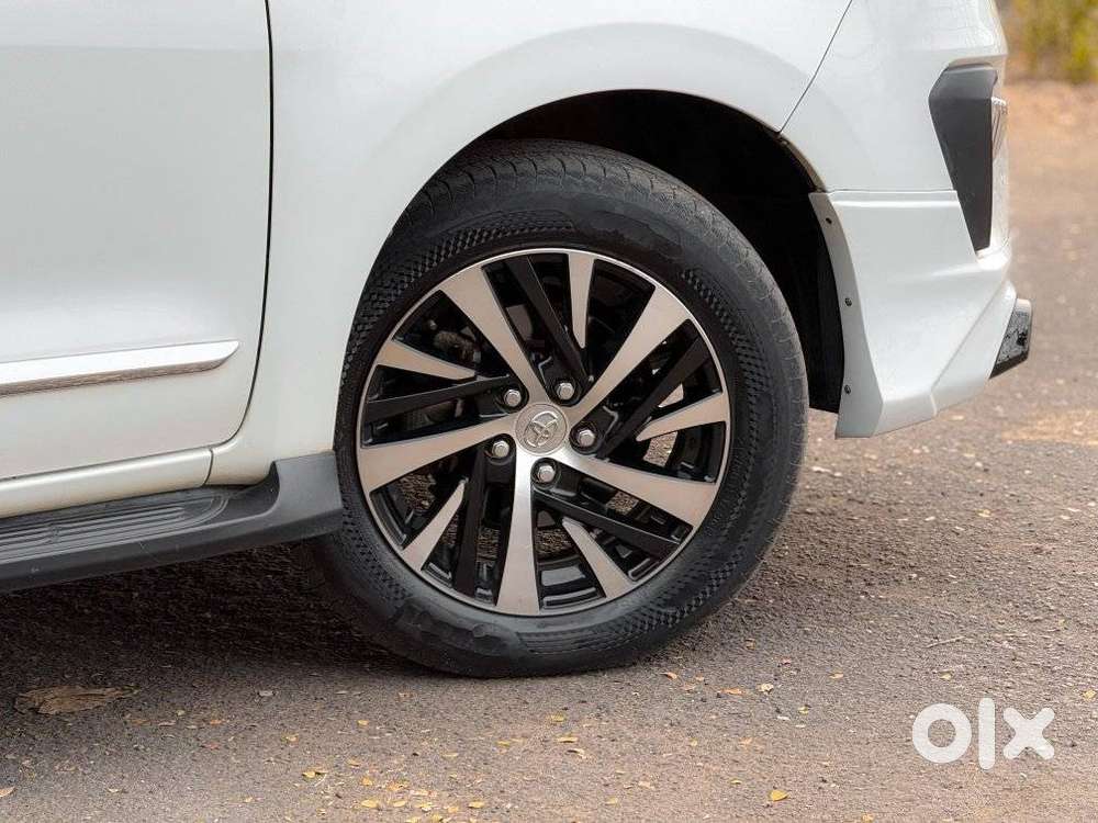 Toyota Innova Crysta Zx 2.4 Diesel 7 Seater, 2022, Diesel