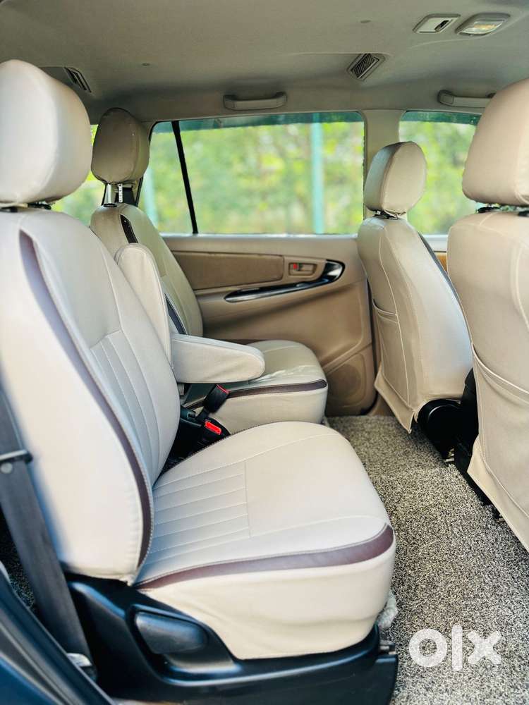 Toyota Innova 2.5 Gx (diesel) 7 Seater, 2016, Diesel