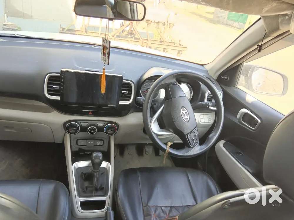 Hyundai Venue E 2022 Petrol