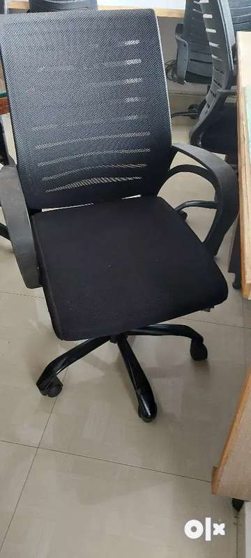 Used office chairs discount for sale near me