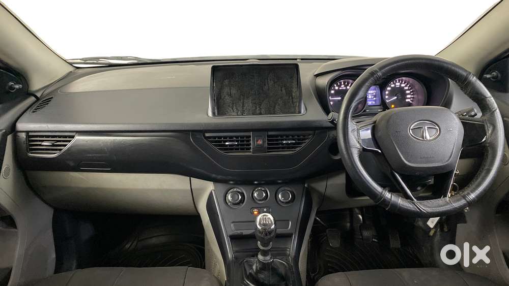 Tata Nexon 1.2 Revotron Xe, 2018, Petrol