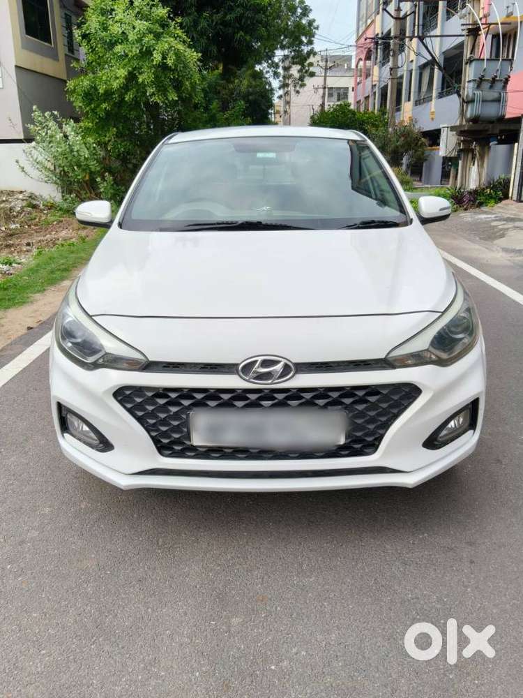 Hyundai I20 Asta Option, 2018, Petrol