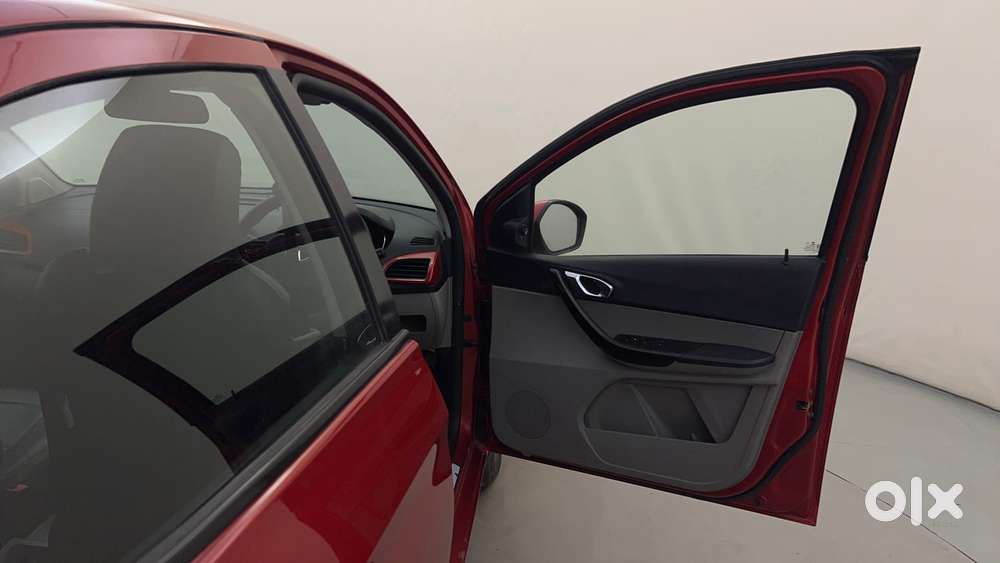 Tata Tiago Xza Plus, 2019, Petrol