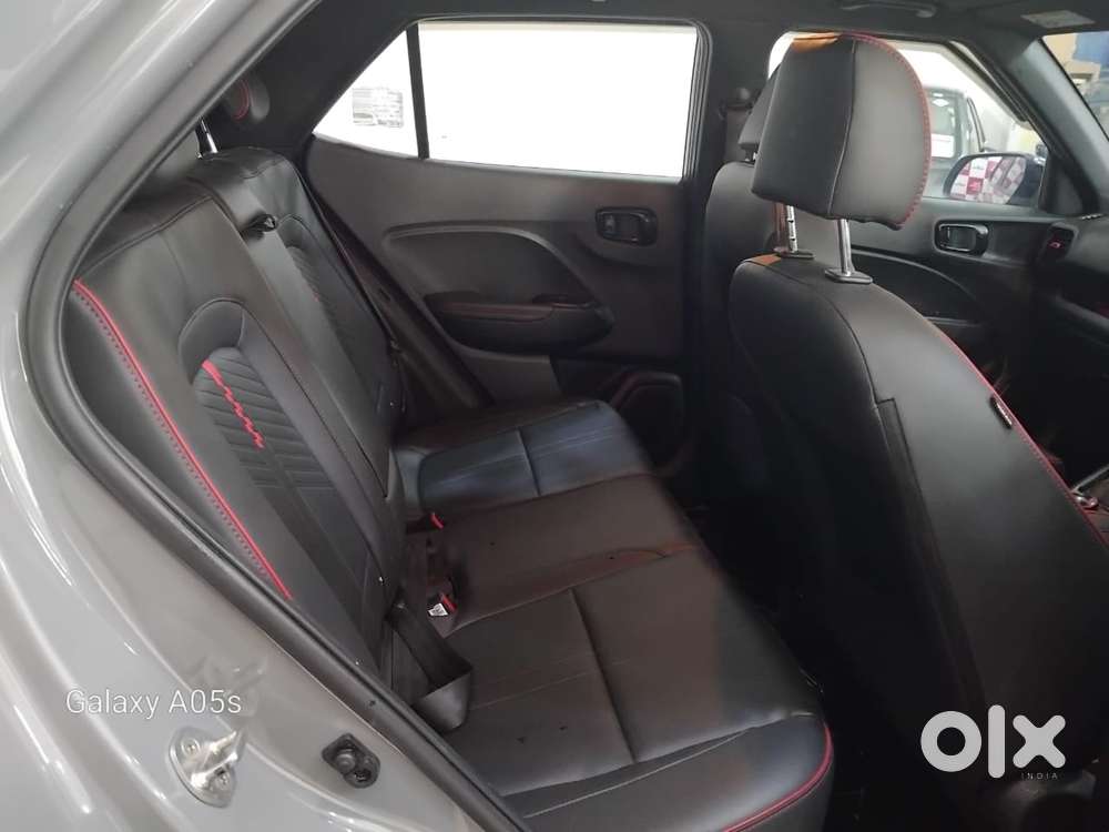 Hyundai Venue N Line 1.0 N8 Turbo Dct Dual Tone, 2022, Petrol