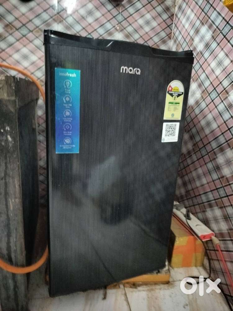 8 months old 90 ltr Refrigerator