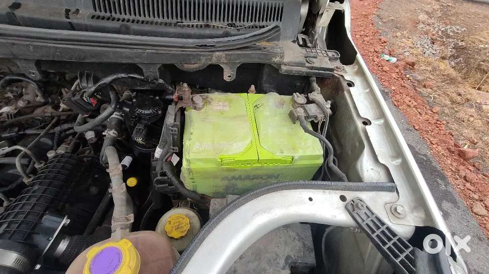Mahindra Tuv 300 2016