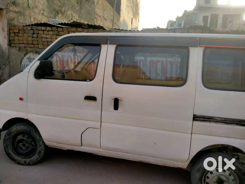 Maruti Suzuki Eeco 2015 Cng & Petrol