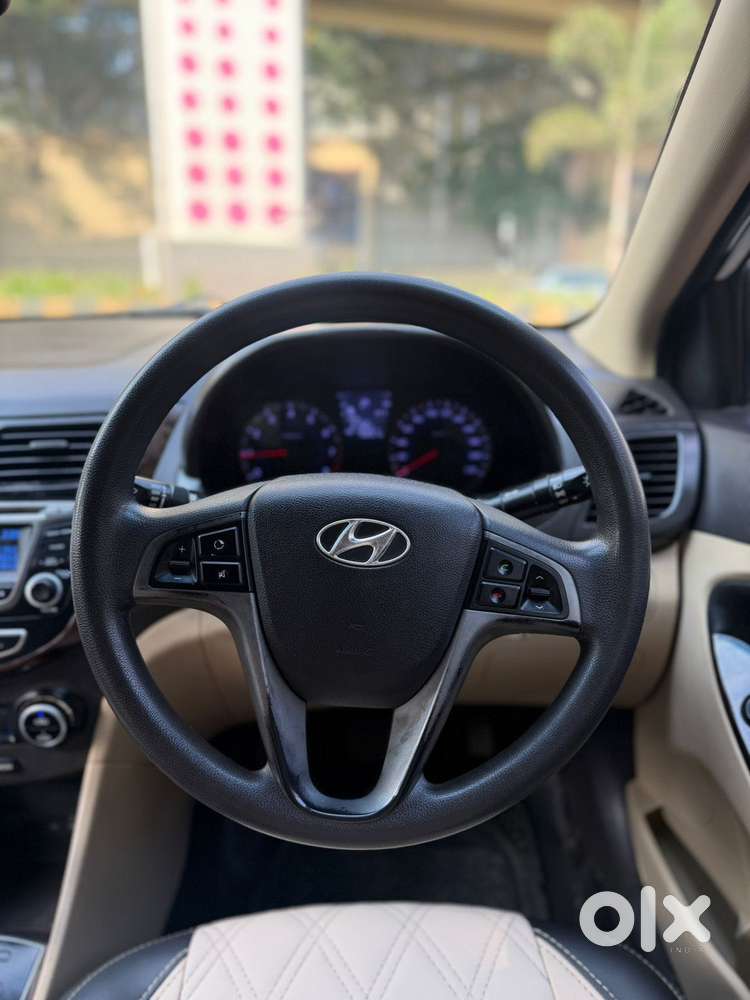 Hyundai Verna [2015-2017] Fluidic 4s 1.6 Vtvt Ex At, 2017, Petrol