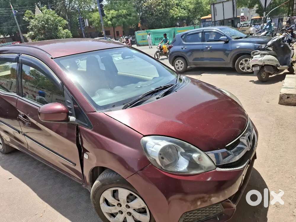 Honda Mobilio 2014 Petrol 75000km Driven In Good Condition With New Ac