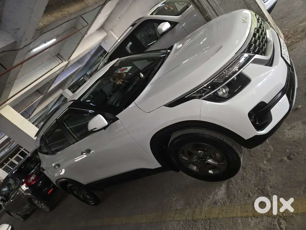 Kia Seltos 2023 Petrol 35000 Km Driven