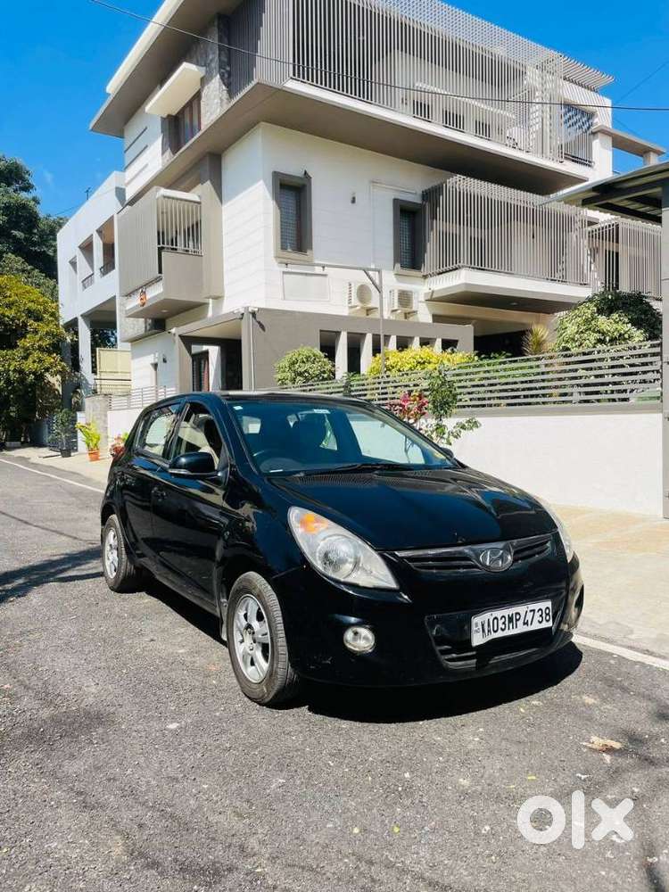 Hyundai I20 Sportz 1.2 Bs-iv, 2011, Petrol