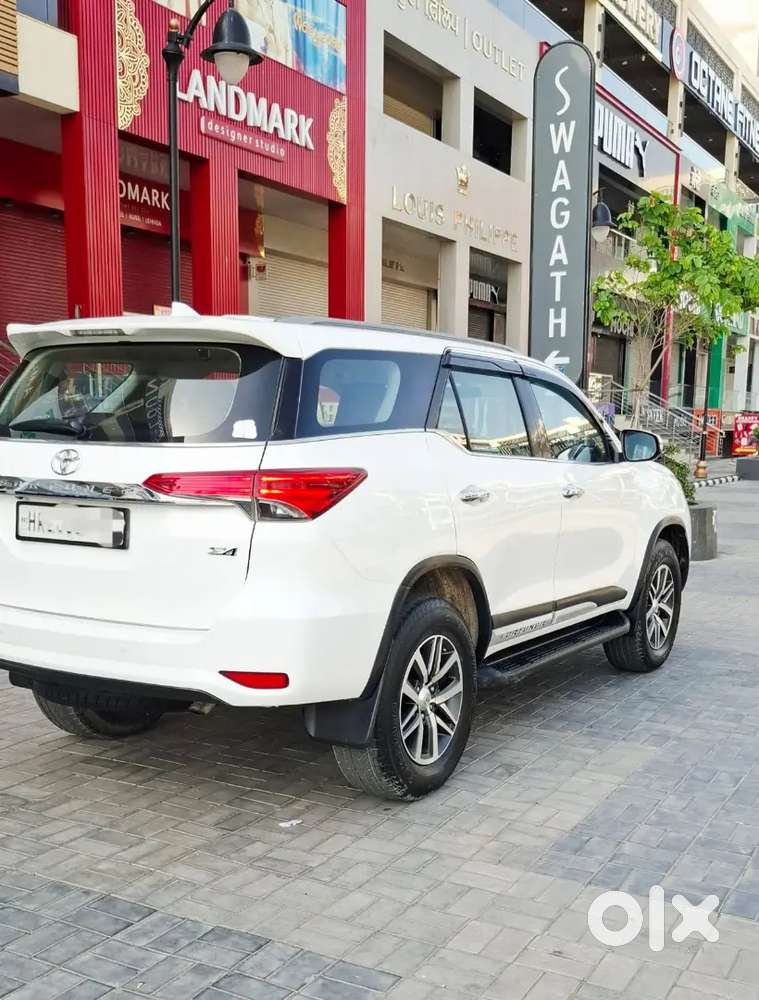 Toyota Fortuner 4x4 Sigma 4 Automatic 2017 1st Owner