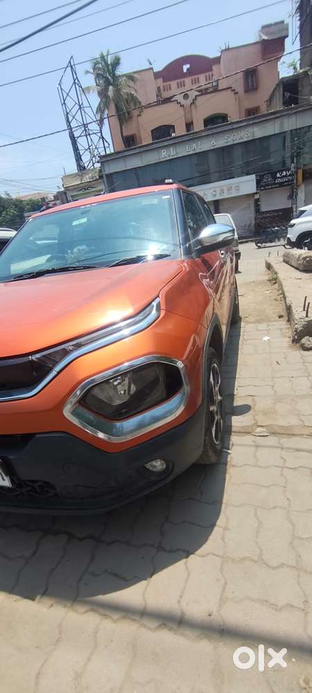Tata Punch 1.2 Revotron Creative Amt Dual Tone, 2023, Petrol